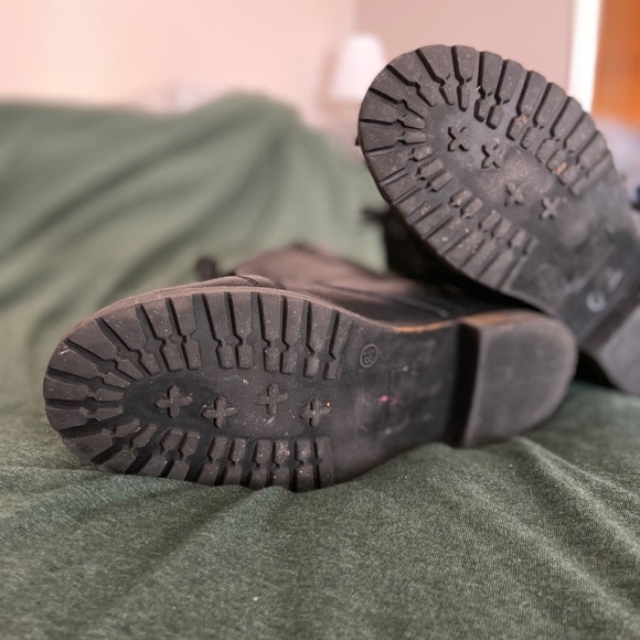 combat style boots - Picture 4 of 4